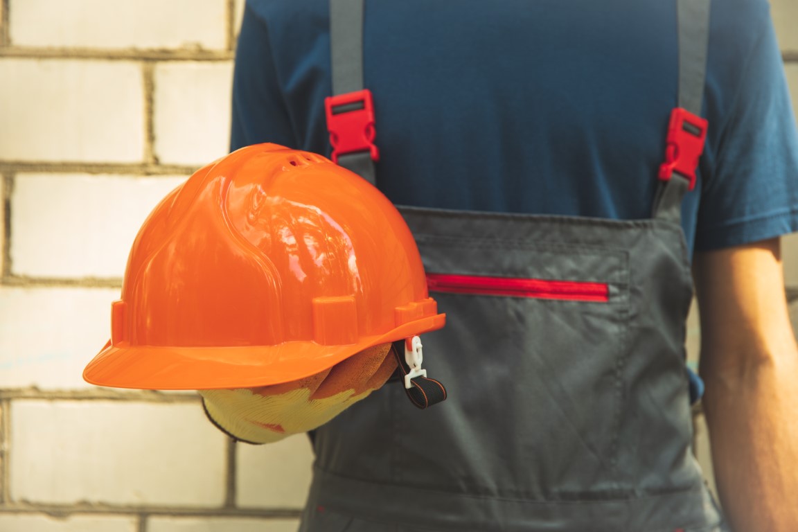 3 Razones para usar cascos de seguridad en cualquier obra